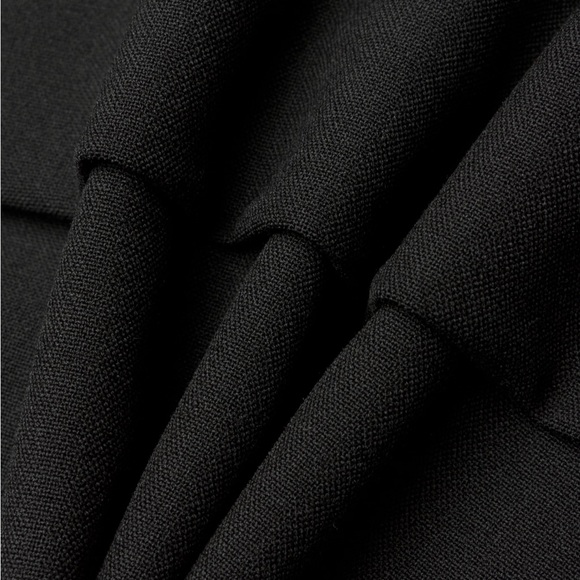 Brand New Aritzia Pleated Skirt Size 0 Sunday Best - Picture 5 of 7